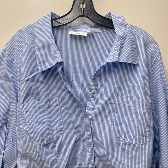 {St. John’s Bay} Button Down - Picture 2 of 6